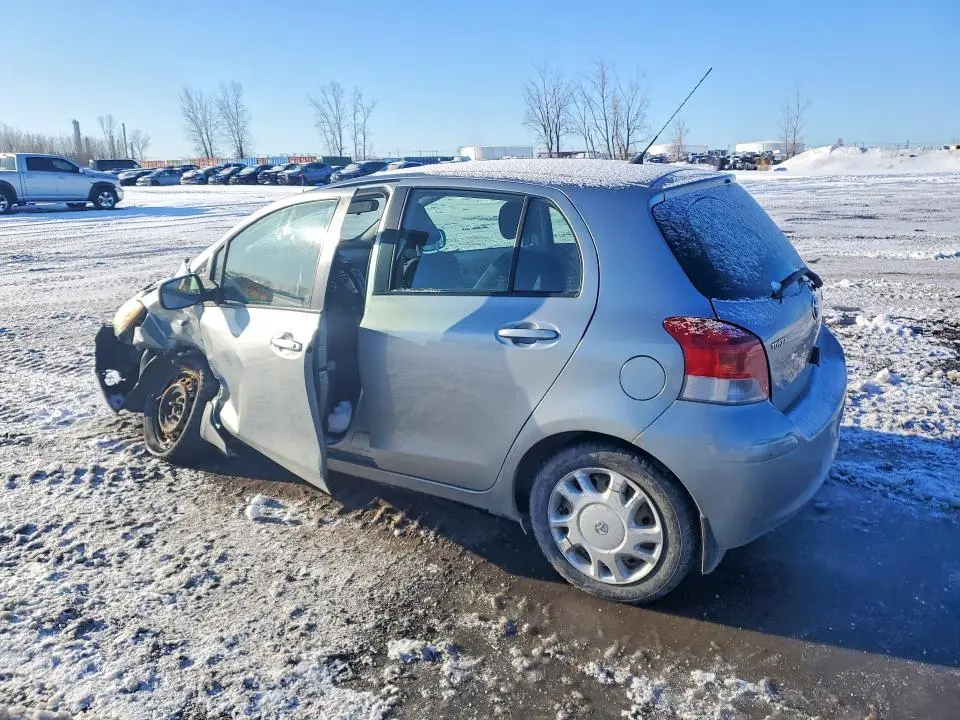 2011 TOYOTA YARIS BASE  