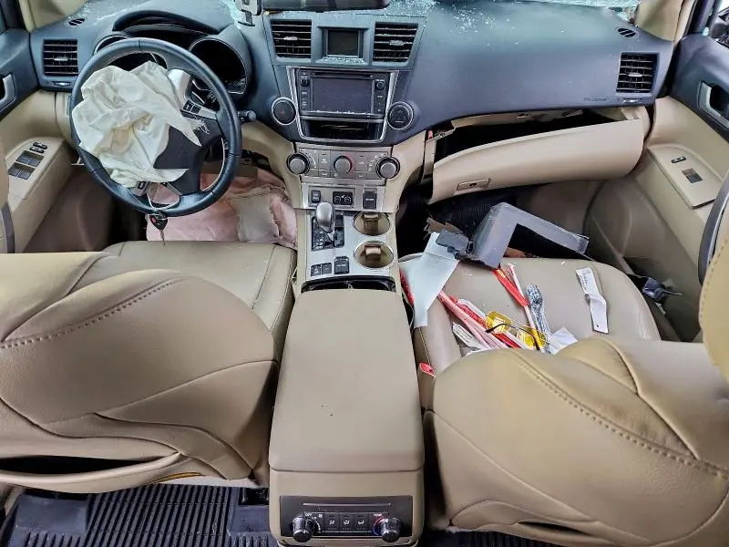 2013 TOYOTA HIGHLANDER BASE  