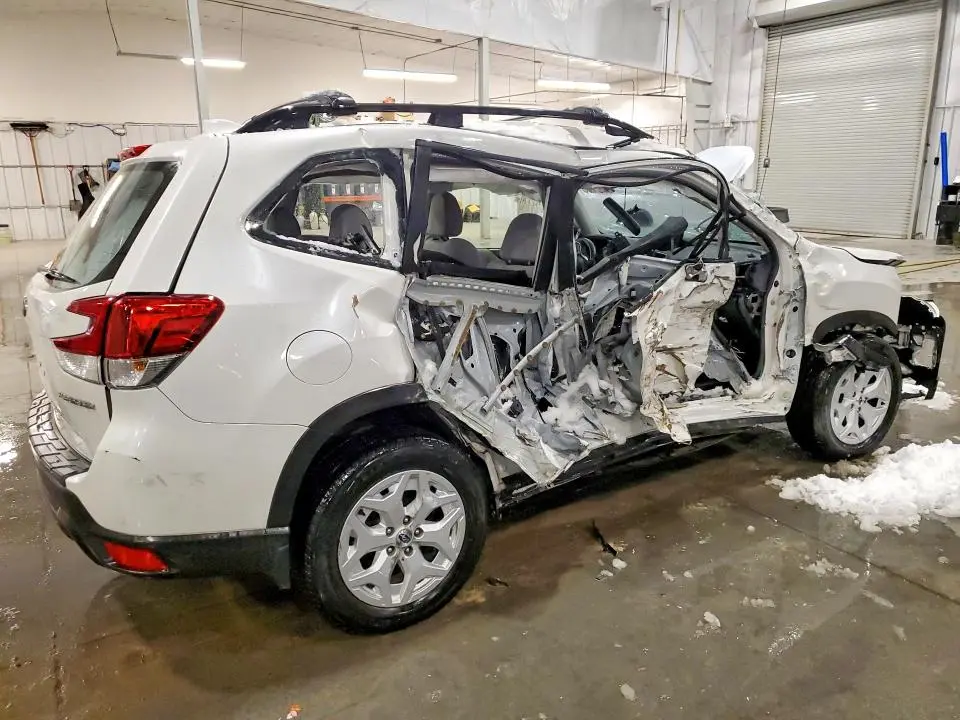 2020 SUBARU FORESTER   