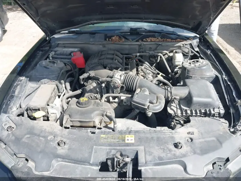 2011 FORD MUSTANG V6/V6 PREMIUM