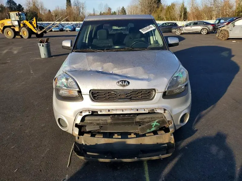 2013 KIA SOUL +  