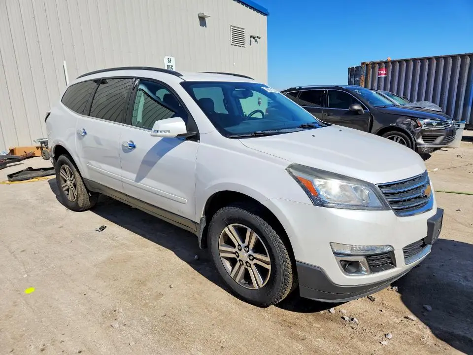 2016 CHEVROLET TRAVERSE LT  