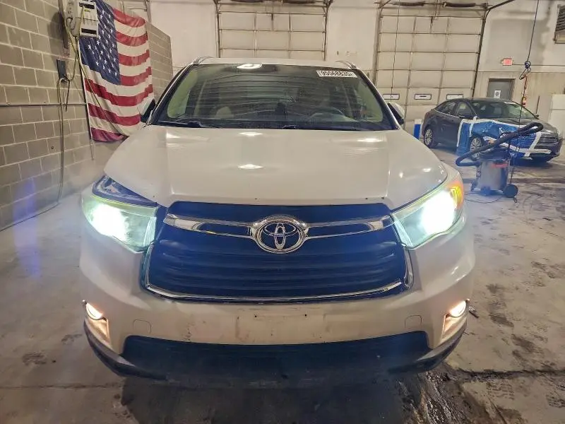 2015 TOYOTA HIGHLANDER LIMITED  