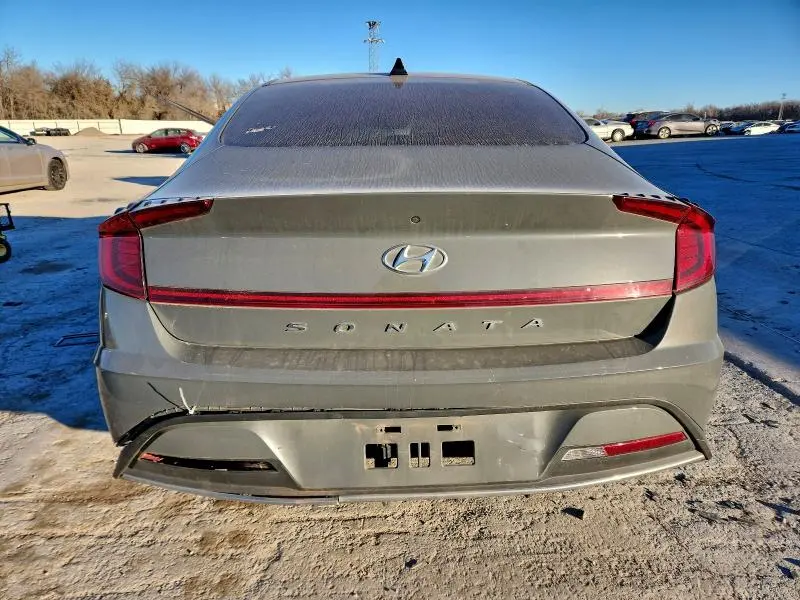 2021 HYUNDAI SONATA SE  