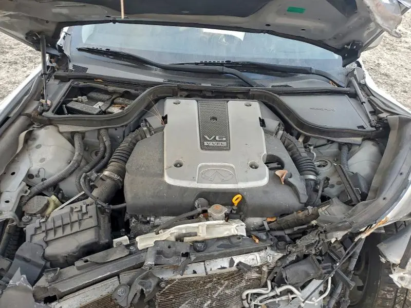 2015 INFINITI Q60 JOURNEY  