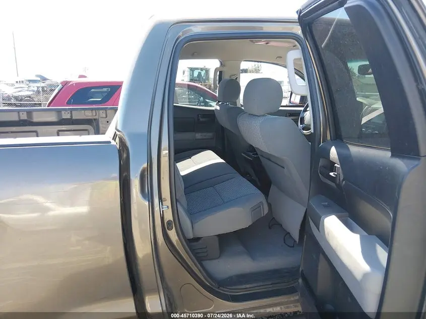 2011 TOYOTA TUNDRA GRADE 5.7L V8