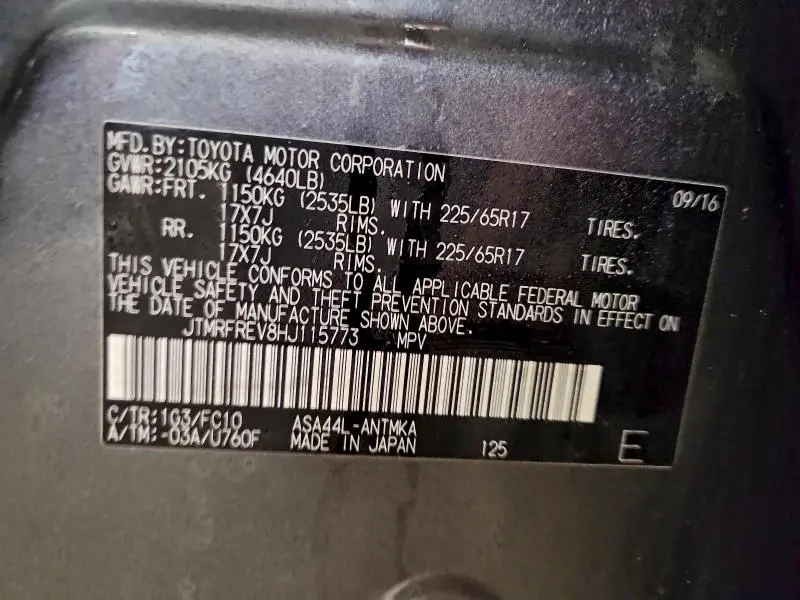 2017 TOYOTA RAV4 XLE  