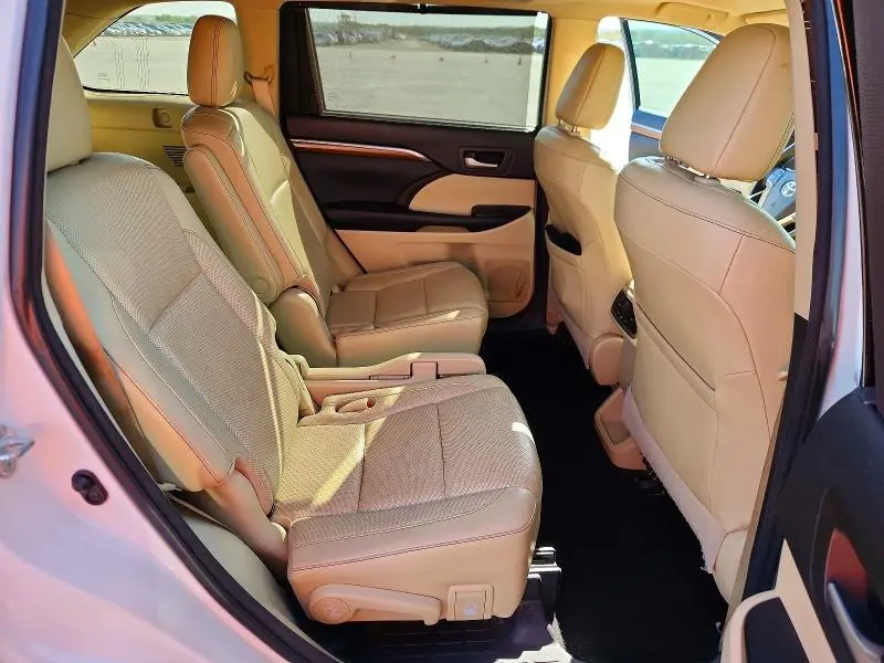2018 TOYOTA HIGHLANDER LIMITED  