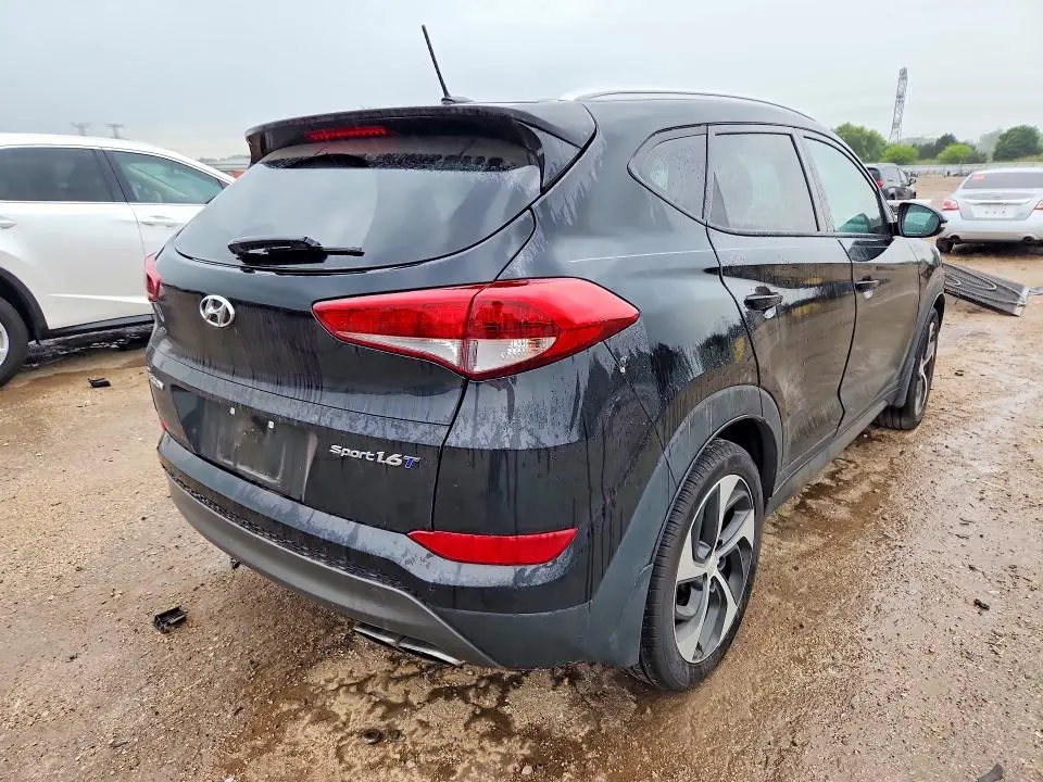 2016 HYUNDAI TUCSON SPORT  