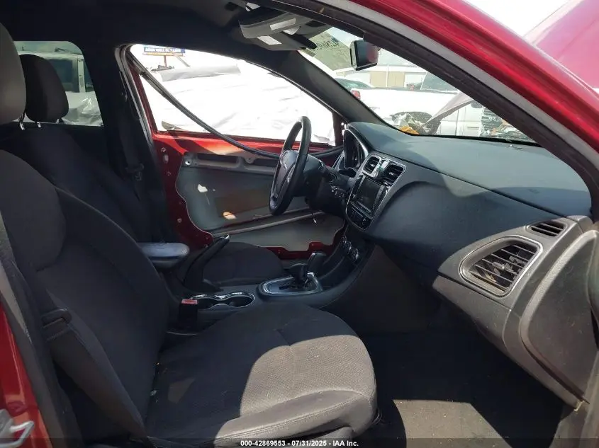 2013 CHRYSLER 200 TOURING