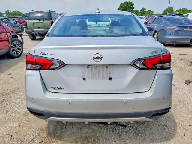 2021 NISSAN VERSA SV  