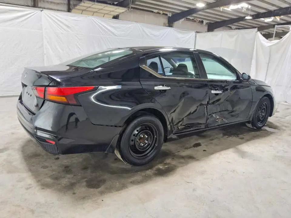 2021 NISSAN ALTIMA S  