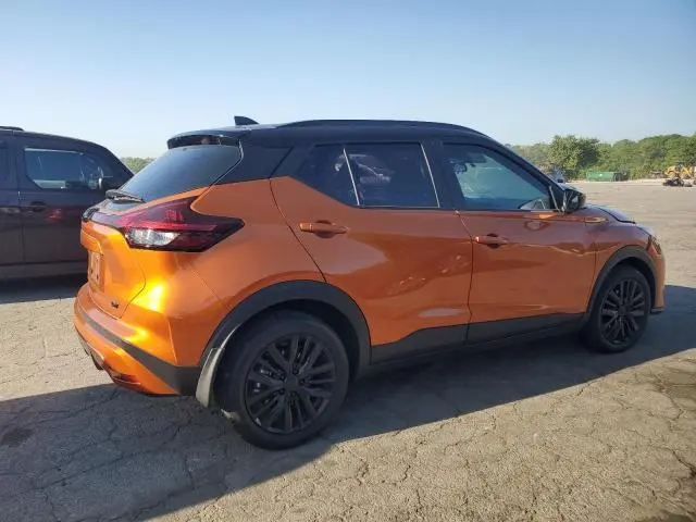 2021 NISSAN KICKS SV  