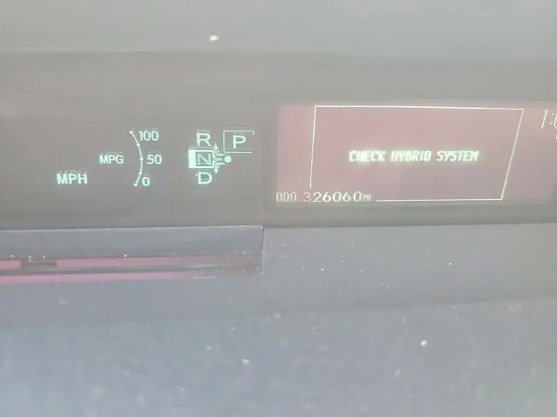 2010 TOYOTA PRIUS III  