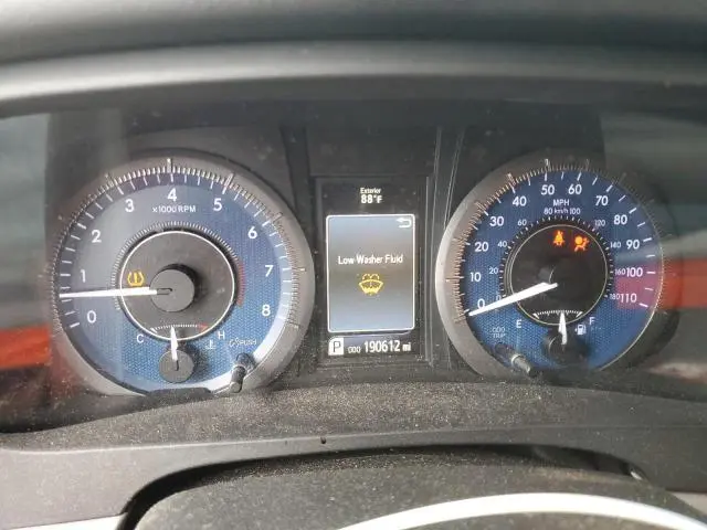 2015 TOYOTA SIENNA XLE