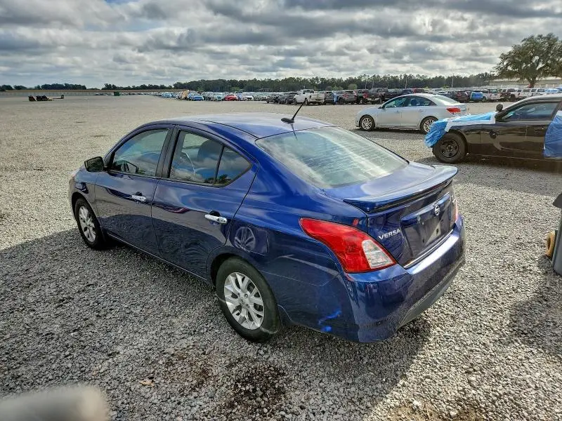 2019 NISSAN VERSA S  