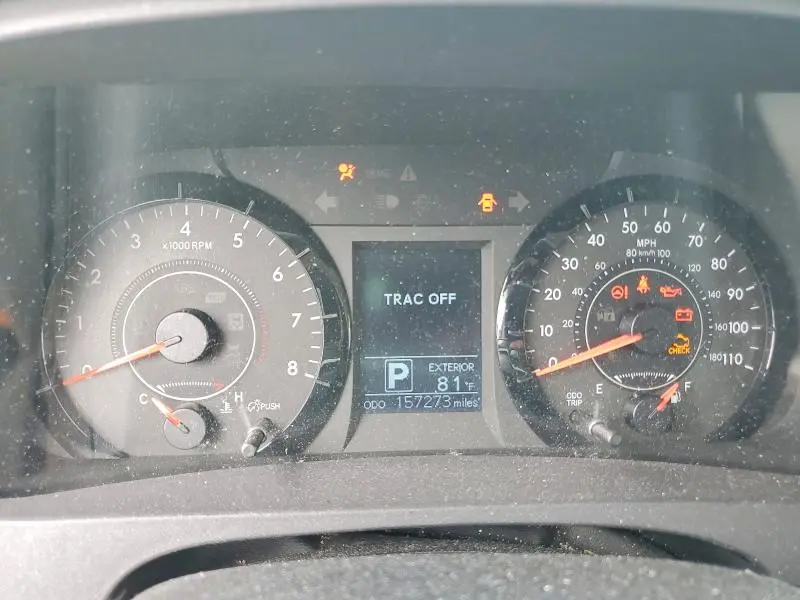 2015 TOYOTA SIENNA LE  