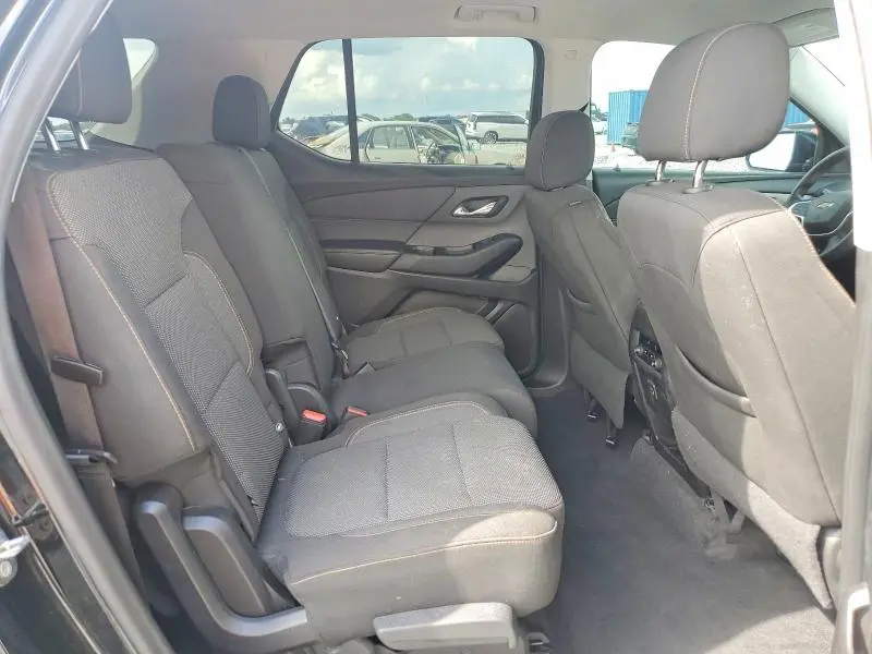 2019 CHEVROLET TRAVERSE LS  