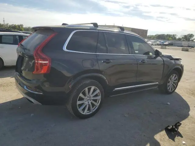 2016 VOLVO XC90 T6