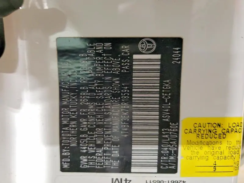 2011 TOYOTA CAMRY XLE  