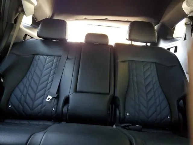 2023 KIA SPORTAGE X LINE  