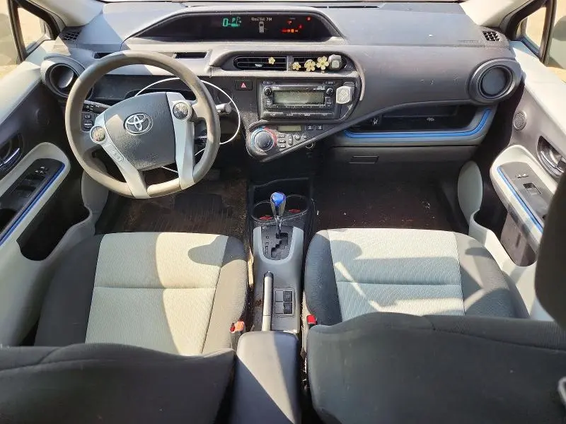 2013 TOYOTA PRIUS C TWO  