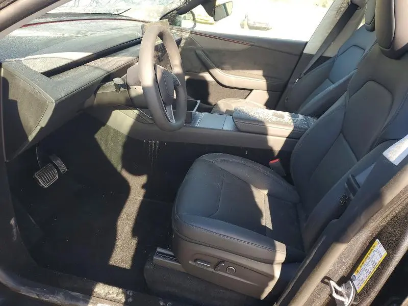 2026 TESLA MODEL Y   