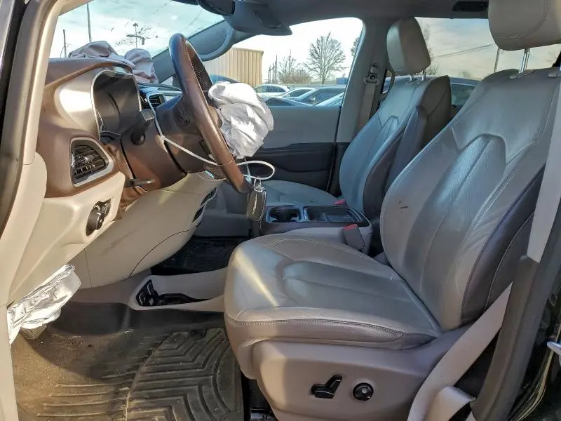 2019 CHRYSLER PACIFICA TOURING L  