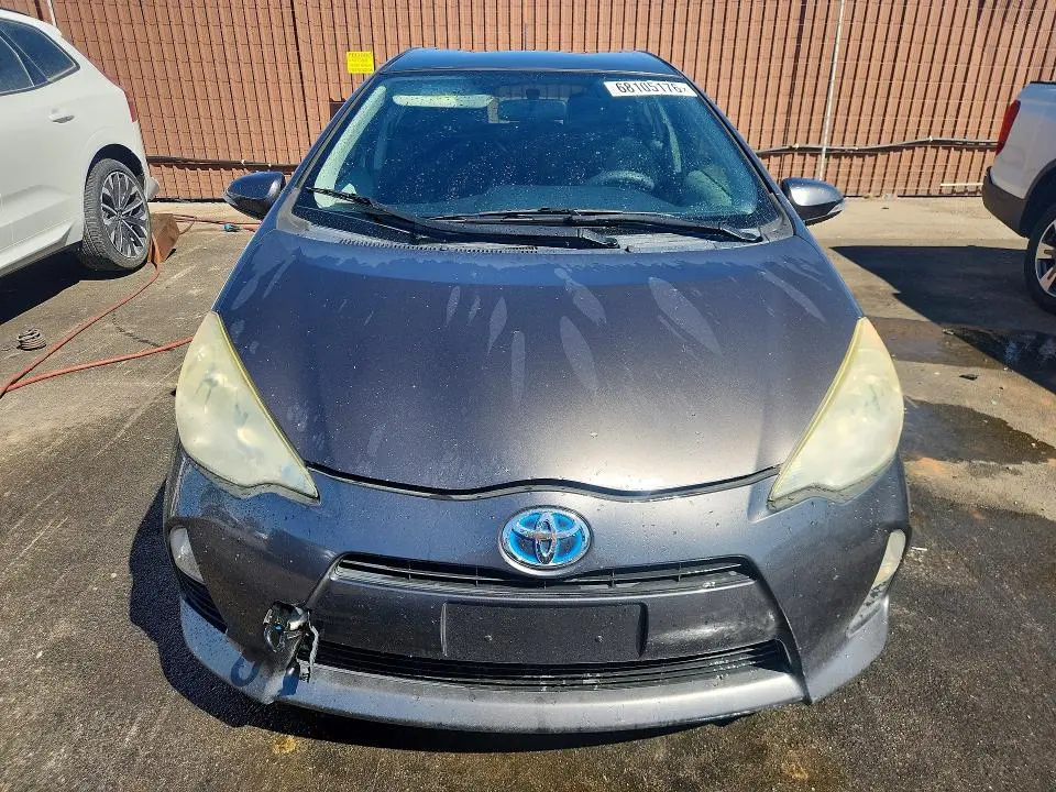 2013 TOYOTA PRIUS C THREE  