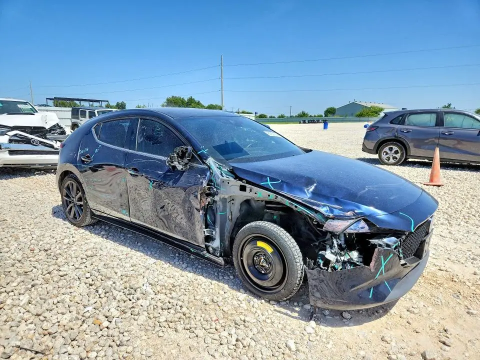 2019 MAZDA 3 PREFERRED  