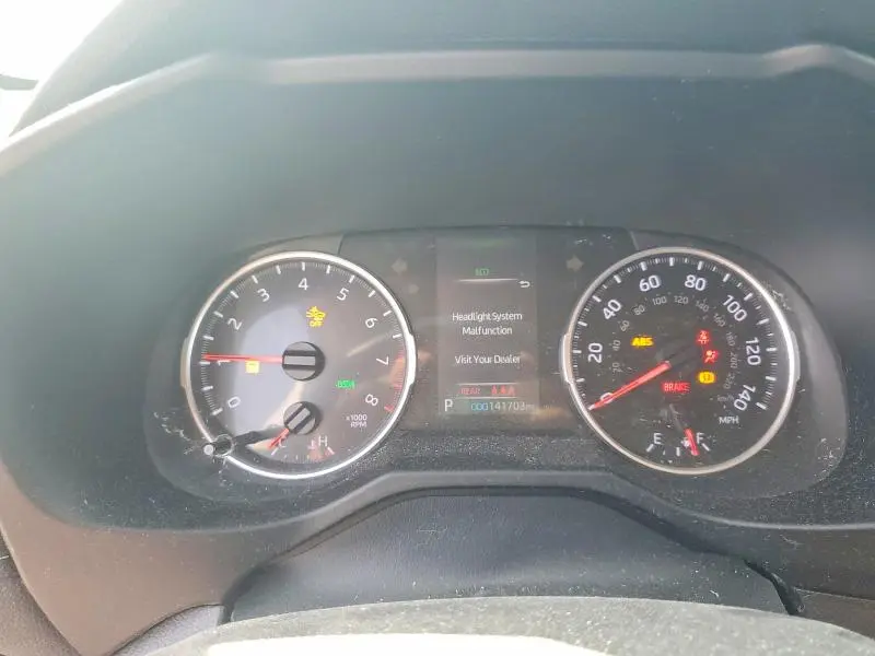2020 TOYOTA RAV4 LE  