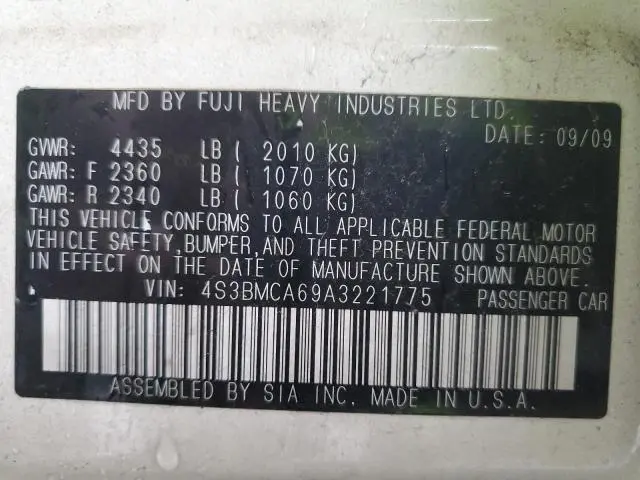 2010 SUBARU LEGACY 2.5I  