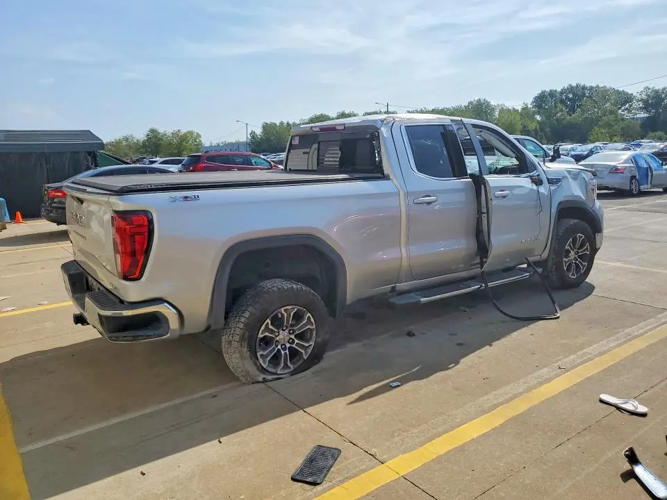 2020 GMC SIERRA K1500 SLE  