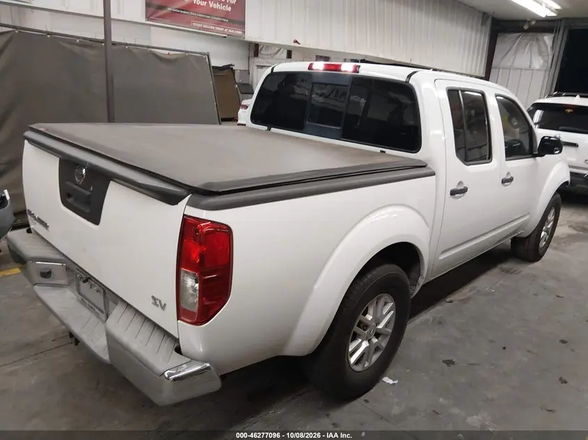 2016 NISSAN FRONTIER SV
