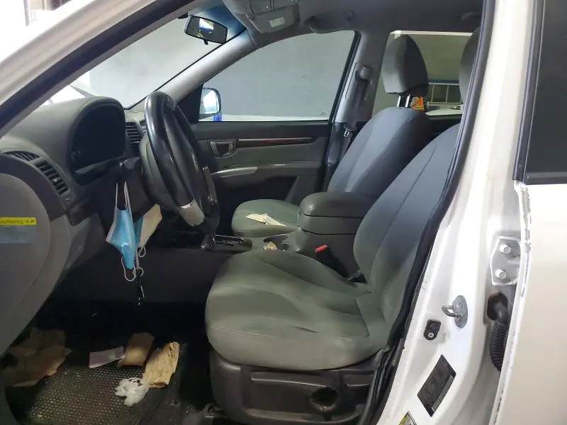 2010 HYUNDAI SANTA FE GLS  