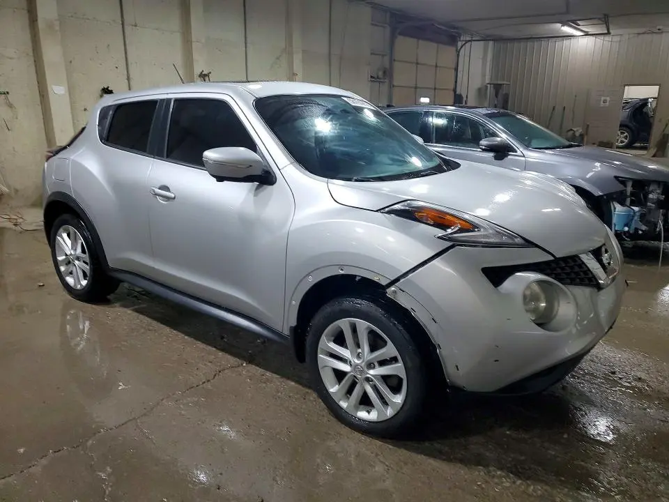 2016 NISSAN JUKE SL  