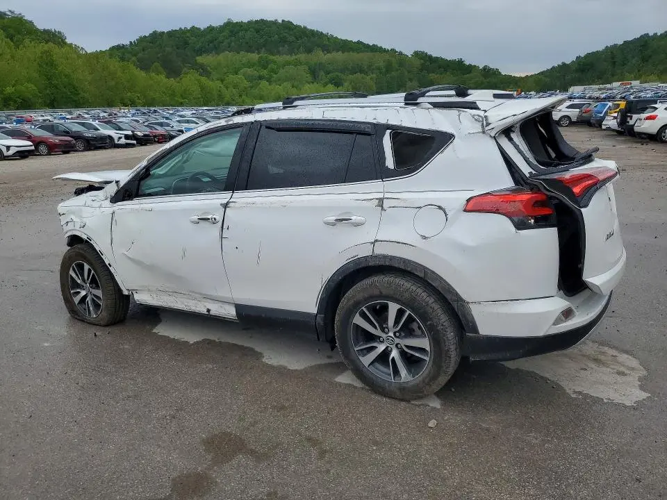 2016 TOYOTA RAV4 XLE  