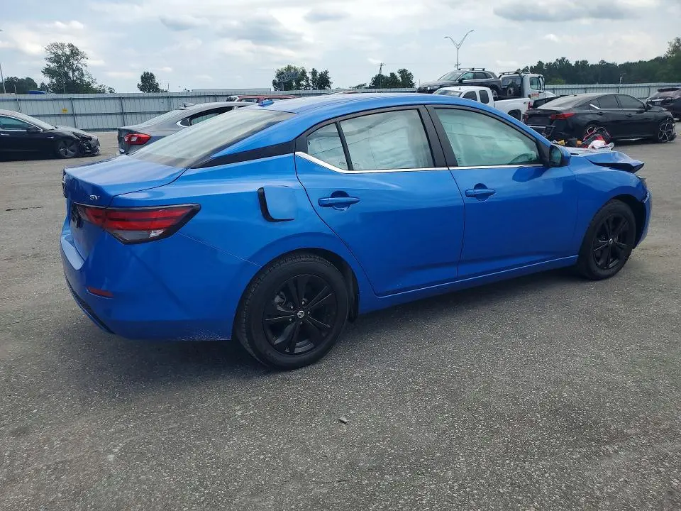 2023 NISSAN SENTRA SV  