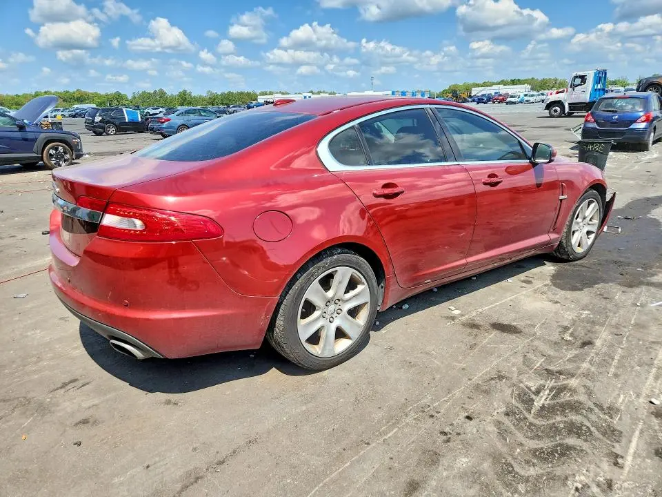 2010 JAGUAR XF LUXURY  