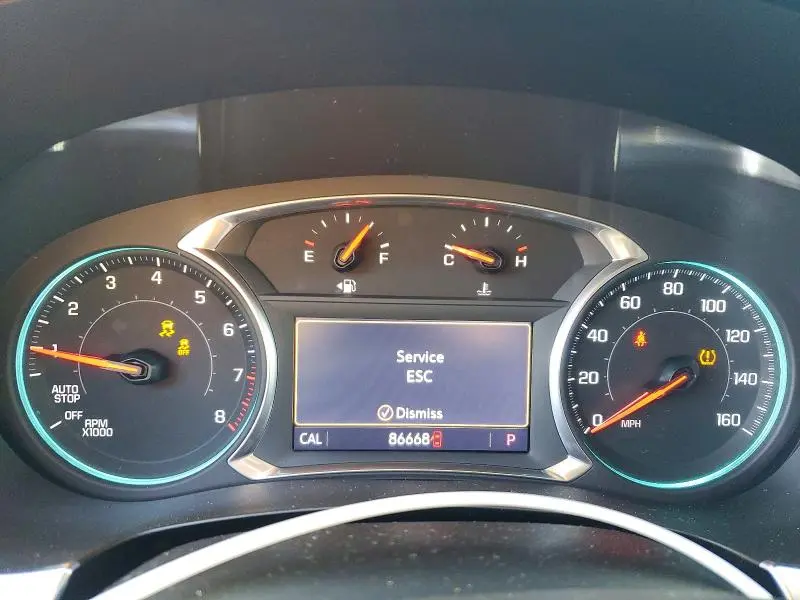 2020 CHEVROLET TRAVERSE LT  