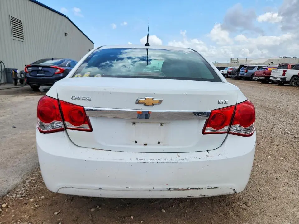 2012 CHEVROLET CRUZE LT  
