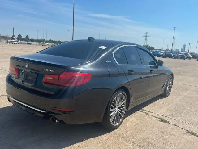 2019 BMW 530E   