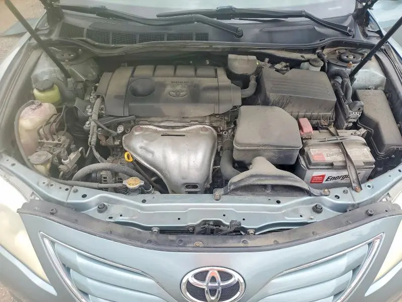 2011 TOYOTA CAMRY LE  