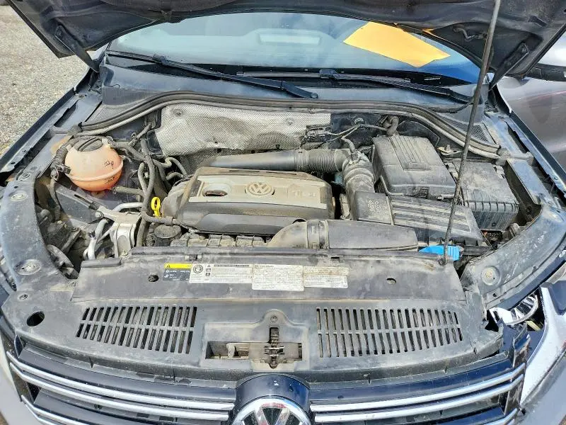 2013 VOLKSWAGEN TIGUAN S  