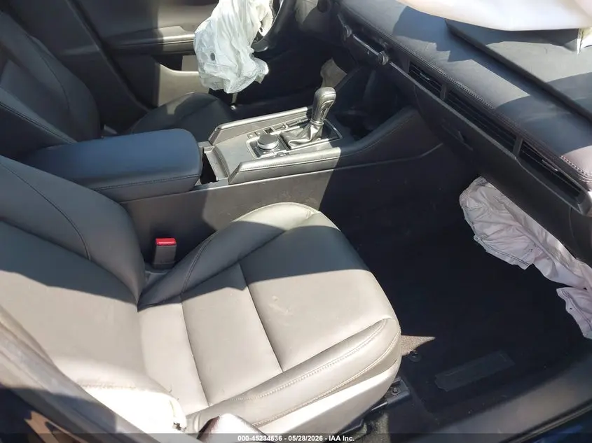 2022 MAZDA MAZDA3 SELECT