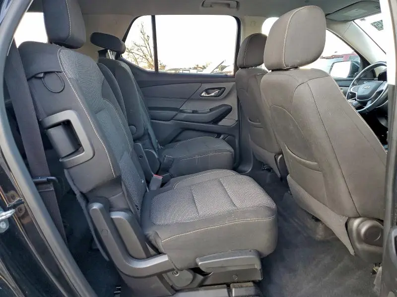 2018 CHEVROLET TRAVERSE LT  