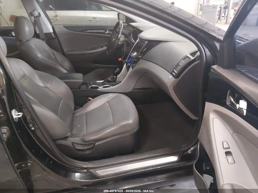 2011 HYUNDAI SONATA LIMITED
