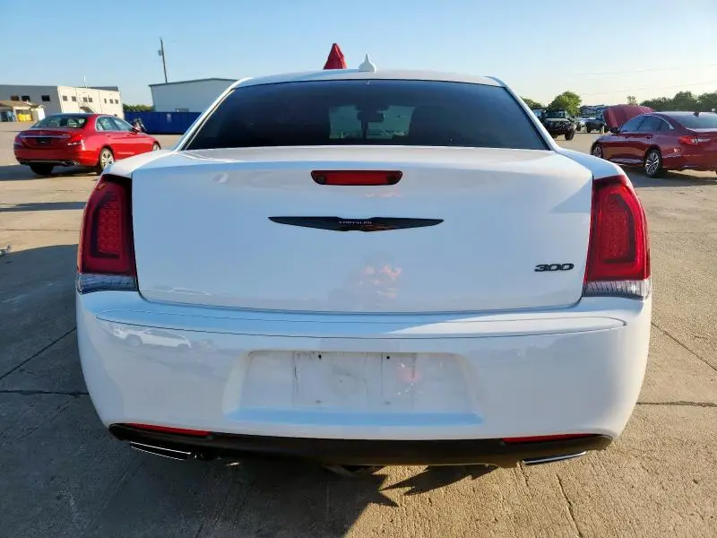 2023 CHRYSLER 300 TOURING  