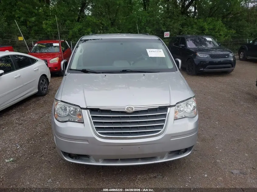 2010 CHRYSLER TOWN & COUNTRY TOURING