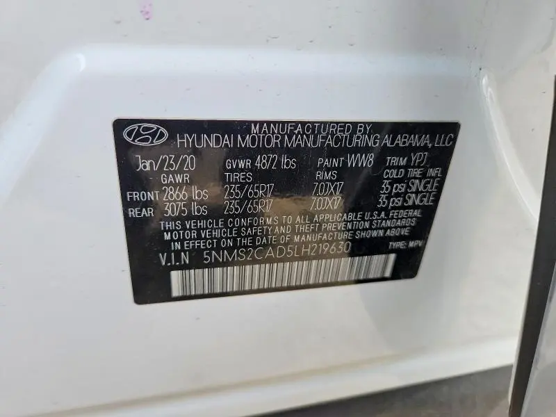 2020 HYUNDAI SANTA FE SE  